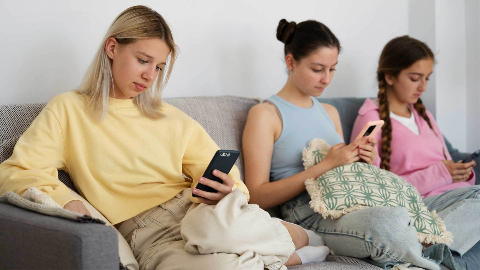 Background image for Teen Social Media Habits Hypnotherapy
